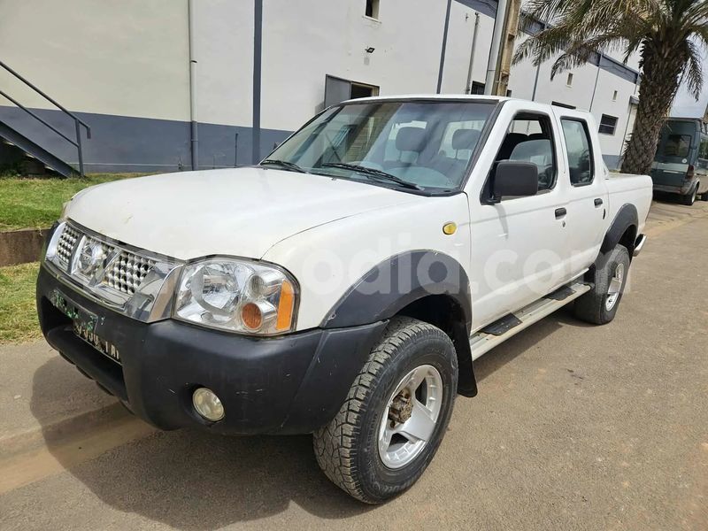 Big with watermark nissan ad analamanga antananarivo 9103