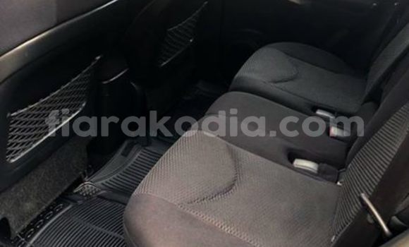 Buy Used Toyota RAV4 Blue Car in Antananarivo in Analamanga Buy Used Toyota RAV4 Blue Car in Antananarivo in Analamanga