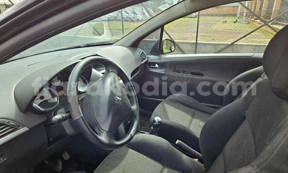 Acheter Occasion Voiture Peugeot 207 Noir à Antananarivo, Analamanga Acheter Occasion Voiture Peugeot 207 Noir à Antananarivo, Analamanga