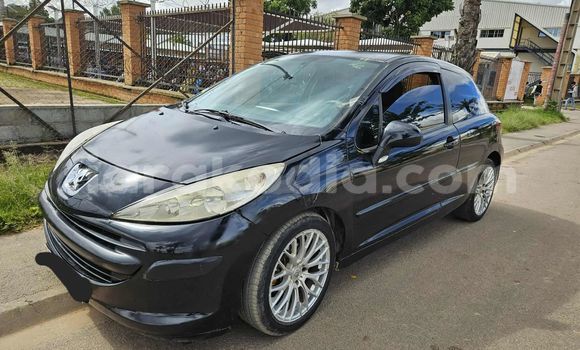 Acheter Occasion Voiture Peugeot 207 Noir à Antananarivo, Analamanga Acheter Occasion Voiture Peugeot 207 Noir à Antananarivo, Analamanga