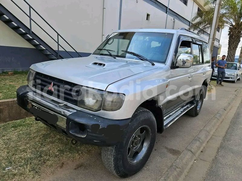 Big with watermark mitsubishi pajero analamanga antananarivo 9106