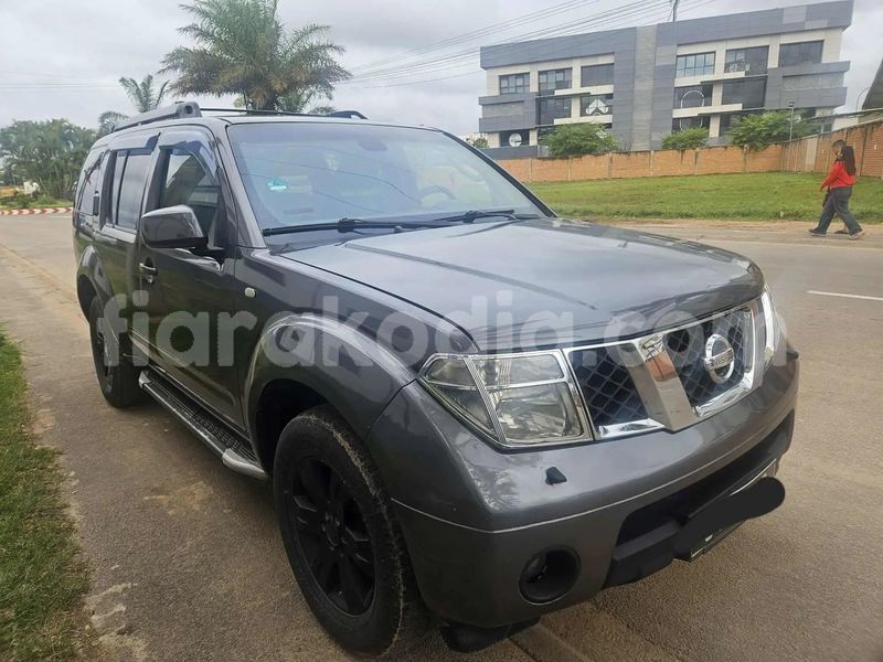 Big with watermark nissan pathfinder analamanga antananarivo 9107