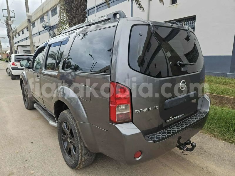 Big with watermark nissan pathfinder analamanga antananarivo 9107