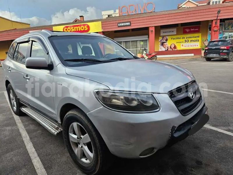 Big with watermark hyundai santa fe analamanga antananarivo 9110