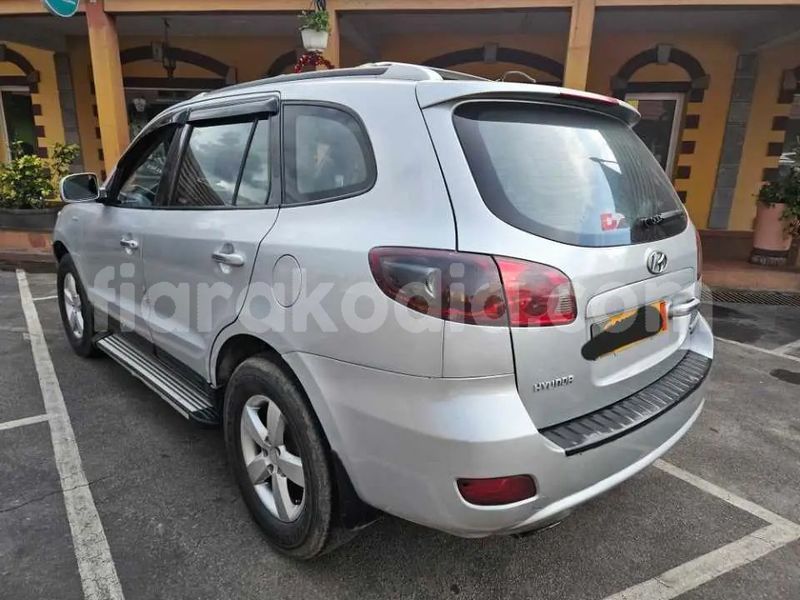 Big with watermark hyundai santa fe analamanga antananarivo 9110