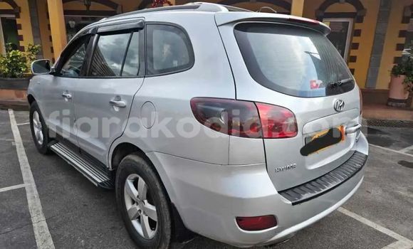 Acheter Occasion Voiture Hyundai Santa Fe Autre à Antananarivo, Analamanga Acheter Occasion Voiture Hyundai Santa Fe Autre à Antananarivo, Analamanga
