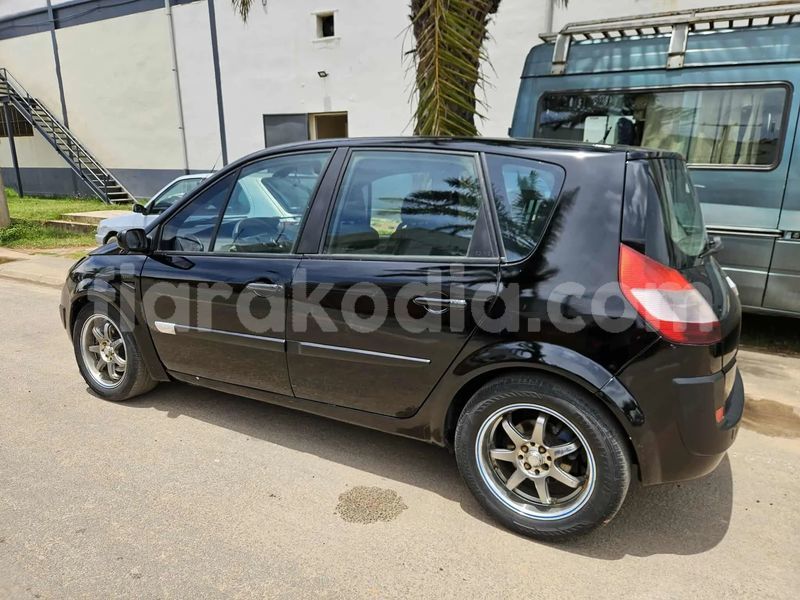 Big with watermark renault scenic analamanga antananarivo 9113