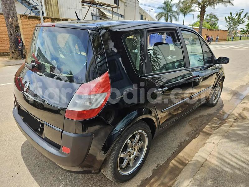 Big with watermark renault scenic analamanga antananarivo 9113