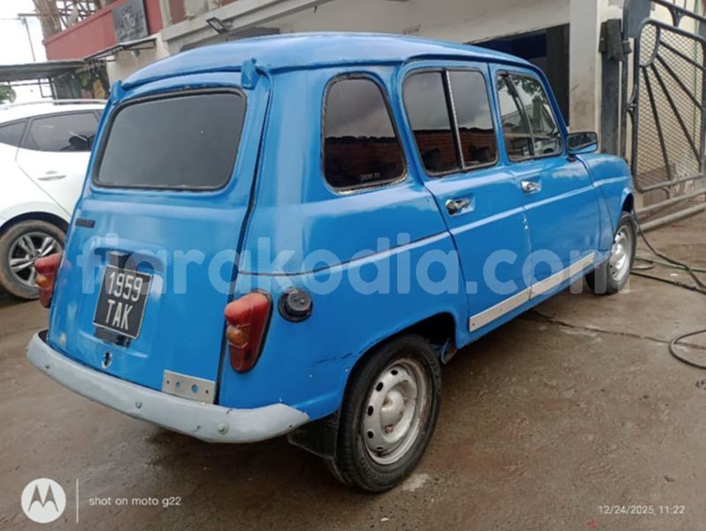 Big with watermark renault 4 analamanga antananarivo 9115