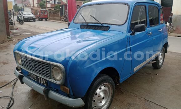 Acheter Occasion Voiture Renault 4 Bleu à Antananarivo, Analamanga Acheter Occasion Voiture Renault 4 Bleu à Antananarivo, Analamanga