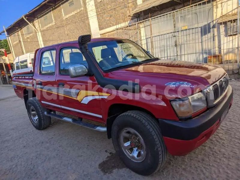 Big with watermark toyota hilux analamanga antananarivo 9116