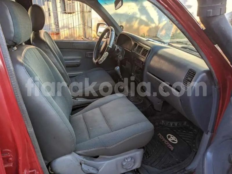 Big with watermark toyota hilux analamanga antananarivo 9116