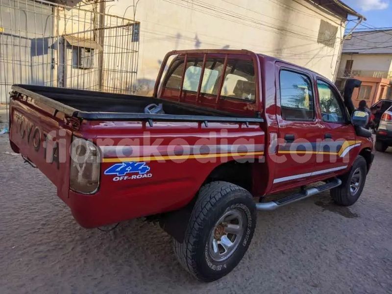 Big with watermark toyota hilux analamanga antananarivo 9116