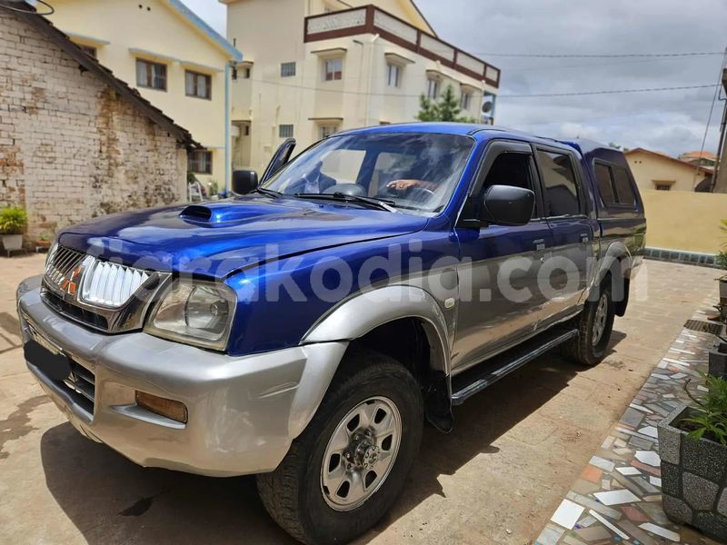 Big with watermark mitsubishi l200 analamanga antananarivo 9119