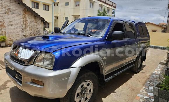 Acheter Occasion Voiture Mitsubishi L200 Bleu à Antananarivo, Analamanga
