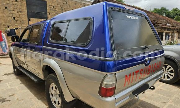 Acheter Occasion Voiture Mitsubishi L200 Bleu à Antananarivo, Analamanga Acheter Occasion Voiture Mitsubishi L200 Bleu à Antananarivo, Analamanga