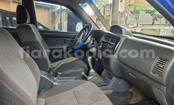Acheter Occasion Voiture Mitsubishi L200 Bleu à Antananarivo, Analamanga Acheter Occasion Voiture Mitsubishi L200 Bleu à Antananarivo, Analamanga