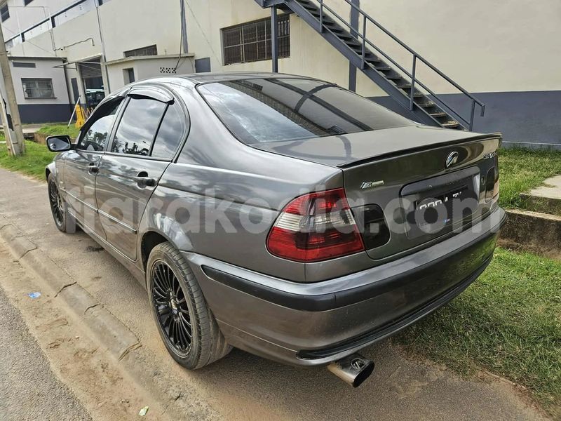 Big with watermark bmw e9 analamanga antananarivo 9121