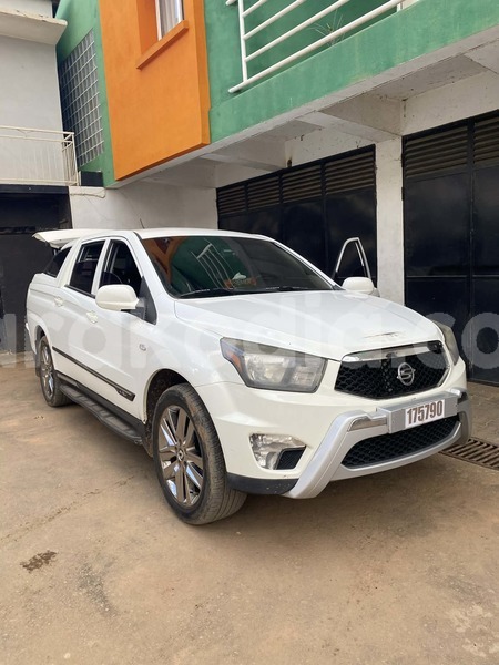 Big with watermark ssangyong musso analamanga antananarivo 9124