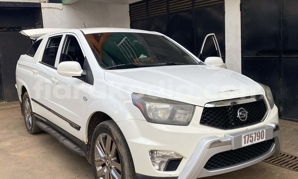 Acheter Occasion Voiture SsangYong Musso Blanc à Antananarivo, Analamanga