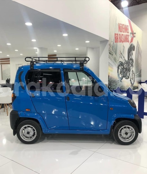Big with watermark bajaj qute diana import dubai 9127