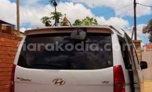 Acheter Occasion Voiture Toyota Alphard Autre à Antananarivo, Analamanga Acheter Occasion Voiture Toyota Alphard Autre à Antananarivo, Analamanga