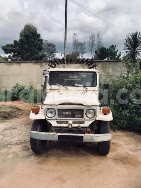 Big with watermark toyota land cruiser analamanga antananarivo 9133