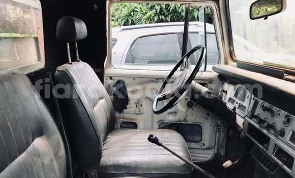 Acheter Occasion Voiture Toyota Land Cruiser Autre à Antananarivo, Analamanga Acheter Occasion Voiture Toyota Land Cruiser Autre à Antananarivo, Analamanga
