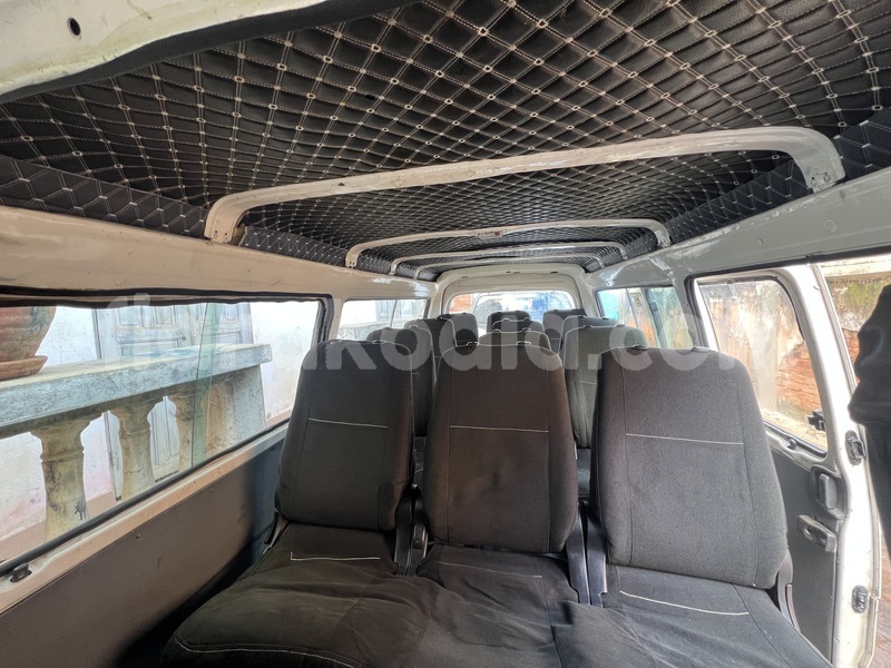 Big with watermark mazda e2200 analamanga antananarivo 9143