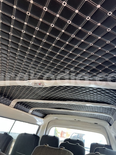 Big with watermark mazda e2200 analamanga antananarivo 9143