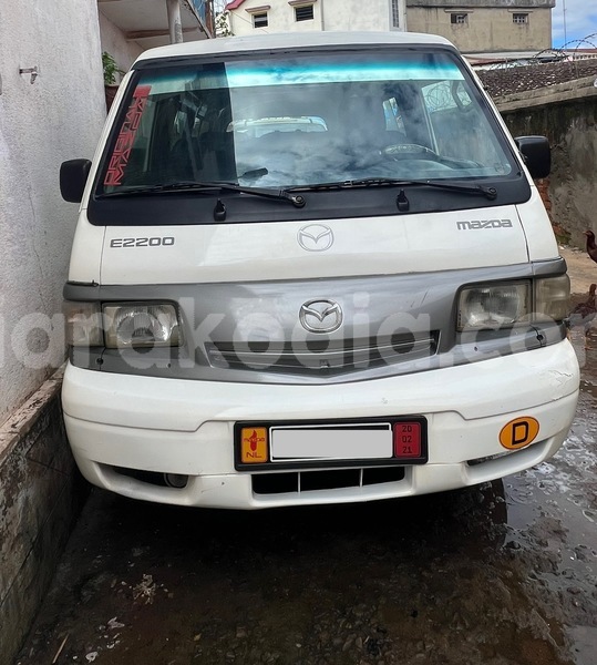 Big with watermark mazda e2200 analamanga antananarivo 9143