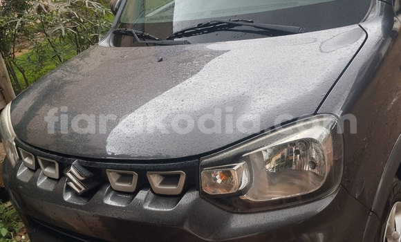 Acheter Occasion Voiture Suzuki Jimny Gris à Antananarivo, Analamanga Acheter Occasion Voiture Suzuki Jimny Gris à Antananarivo, Analamanga