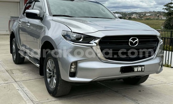 Acheter Occasion Voiture Mazda BT-50 Gris à Antsirabe, Vakinankaratra