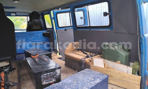 Acheter Occasion Voiture UAZ 469 Bleu à Sambava, Sava Acheter Occasion Voiture UAZ 469 Bleu à Sambava, Sava