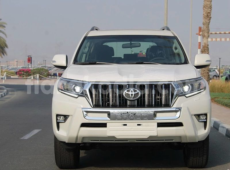 Big with watermark toyota land cruiser prado analamanga antananarivo 9157