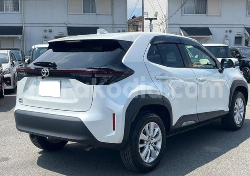 Big with watermark toyota yaris analamanga antananarivo 9170