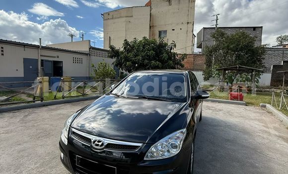 Hividy Hyundai i30 Black Car in Antananarivo in Analamanga Hividy Hyundai i30 Black Car in Antananarivo in Analamanga