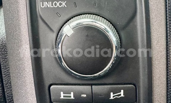 Hividy Dodge RAM Black Car in Antananarivo in Analamanga Hividy Dodge RAM Black Car in Antananarivo in Analamanga