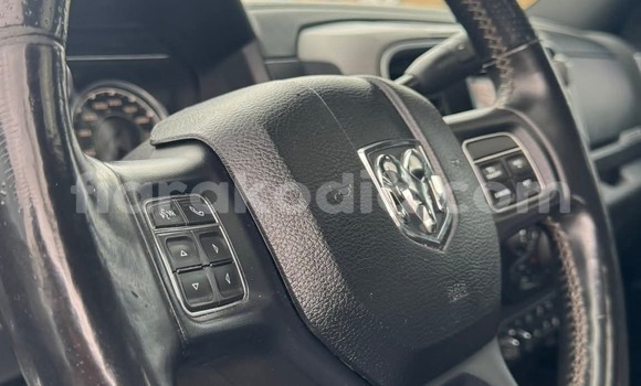 Hividy Dodge RAM Black Car in Antananarivo in Analamanga Hividy Dodge RAM Black Car in Antananarivo in Analamanga