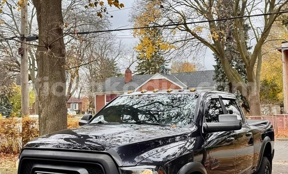 Hividy Dodge RAM Black Car in Antananarivo in Analamanga Hividy Dodge RAM Black Car in Antananarivo in Analamanga