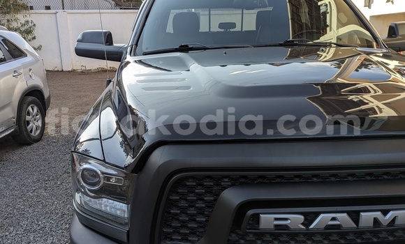 Hividy Dodge RAM Black Car in Antananarivo in Analamanga Hividy Dodge RAM Black Car in Antananarivo in Analamanga