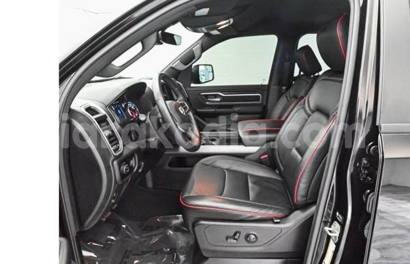 Big with watermark dodge ram analamanga antananarivo 9191