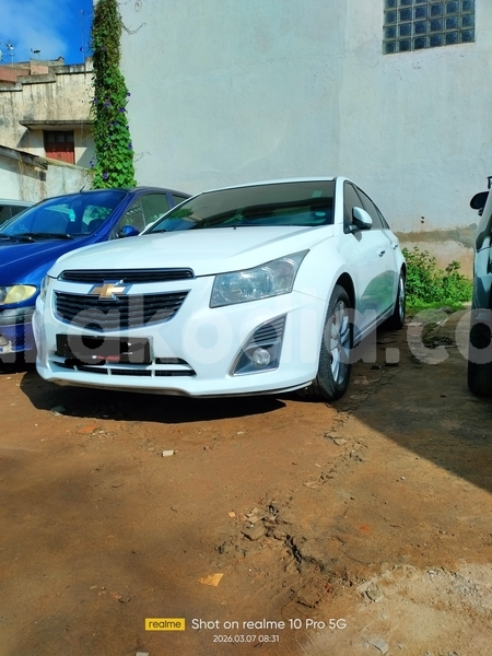 Big with watermark chevrolet cruze analamanga antananarivo 9200