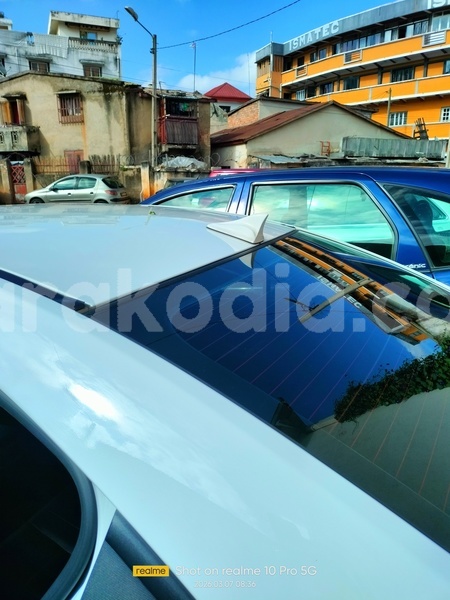 Big with watermark chevrolet cruze analamanga antananarivo 9200