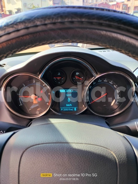 Big with watermark chevrolet cruze analamanga antananarivo 9200