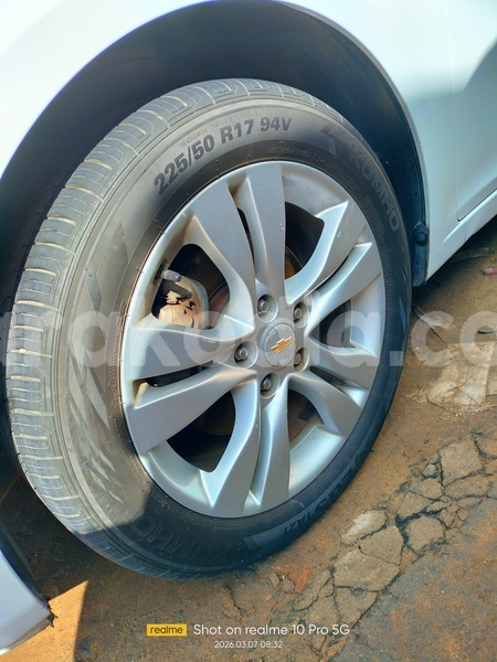 Big with watermark chevrolet cruze analamanga antananarivo 9200