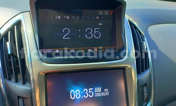 Hividy Chevrolet Cruze fotsy Car in Antananarivo in Analamanga Hividy Chevrolet Cruze fotsy Car in Antananarivo in Analamanga