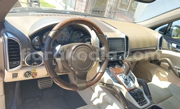 Acheter Occasion Voiture Porsche Cayenne Noir à Antananarivo, Analamanga