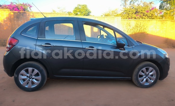 Buy Used Citroen C3 Silver Car in Antananarivo in Analamanga Buy Used Citroen C3 Silver Car in Antananarivo in Analamanga