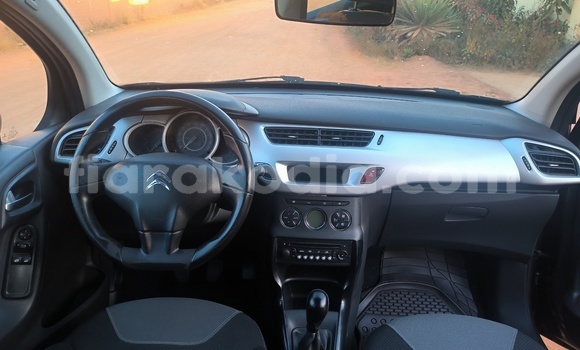 Buy Used Citroen C3 Silver Car in Antananarivo in Analamanga Buy Used Citroen C3 Silver Car in Antananarivo in Analamanga